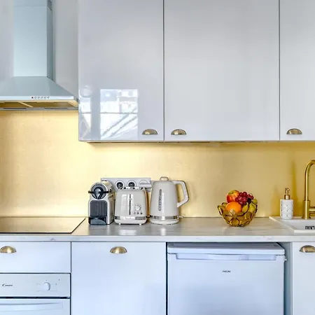 Apartment Glamour Chic En Hyper Centre - Wifi - Sauna Pour 2 - Mylittlestay *