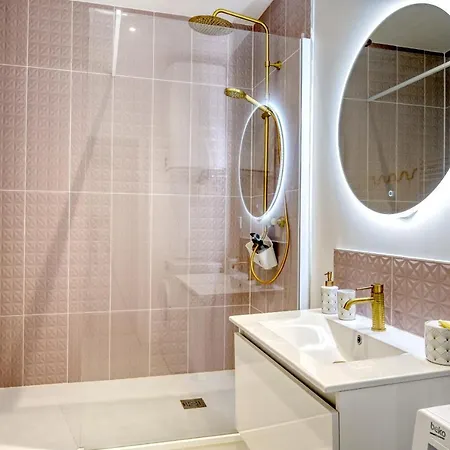 Glamour Chic En Hyper Centre - Wifi - Sauna Pour 2 - Mylittlestay Apartment