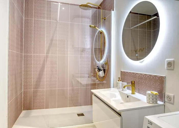 Glamour Chic En Hyper Centre - Wifi - Sauna Pour 2 - Mylittlestay 公寓