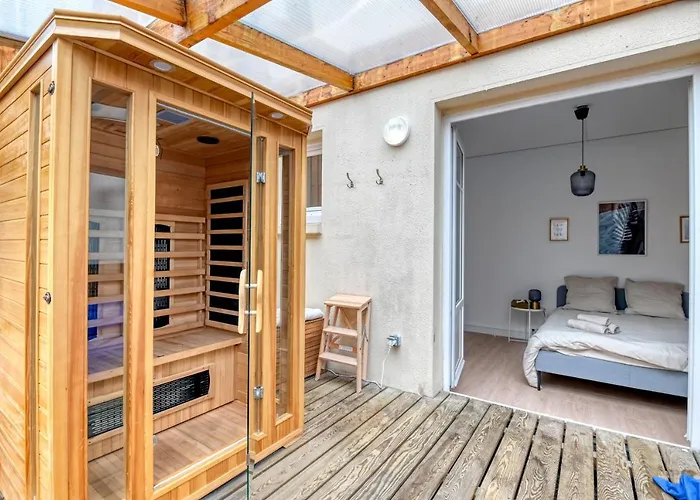 Glamour Chic En Hyper Centre - Wifi - Sauna Pour 2 - Mylittlestay